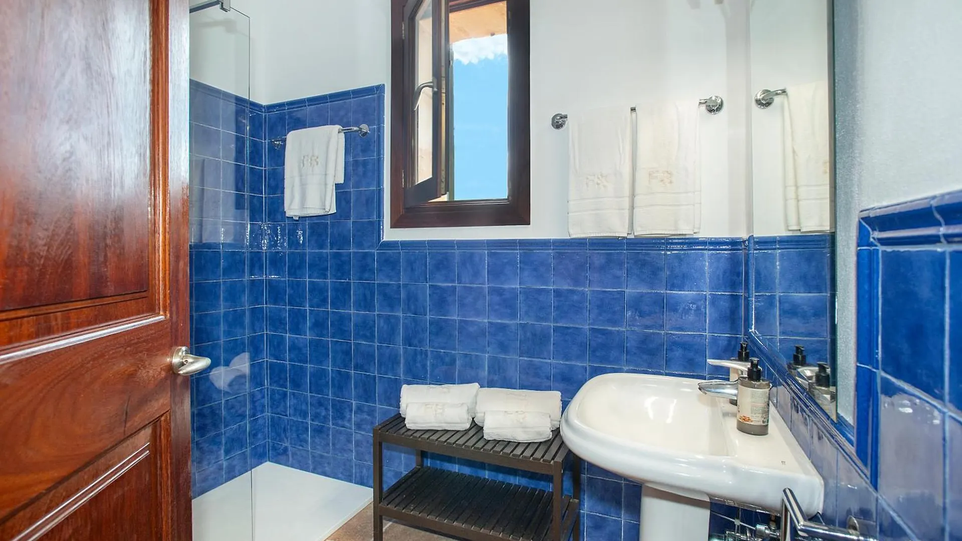 Owl Booking Villa Siquier - Luxury Retreat With Mountain Views Pollenca Spain